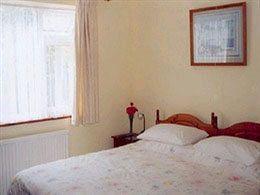 Colossus B&B St Martin's   Екстериор снимка